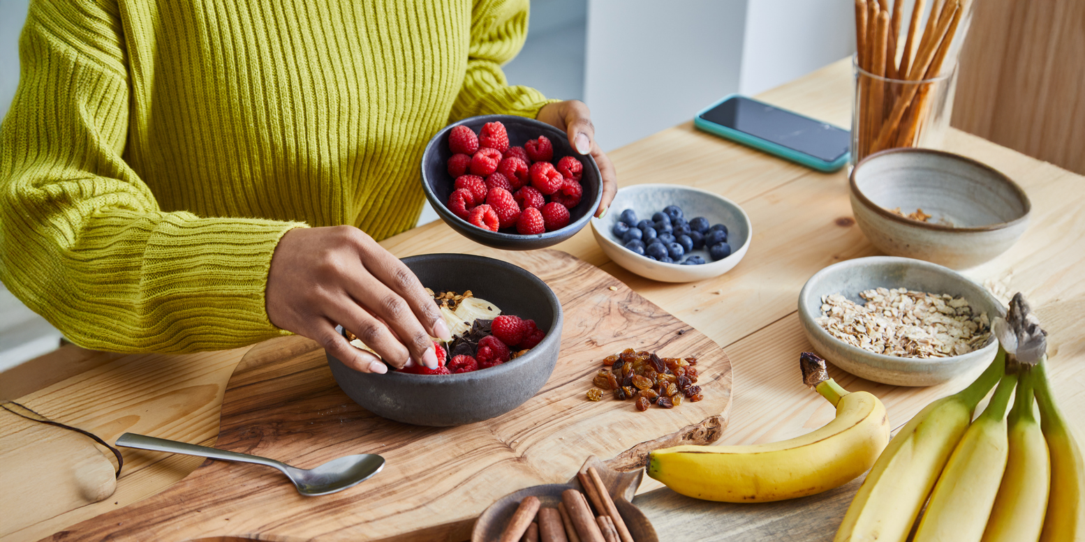 How to Snack Like a Nutritionist